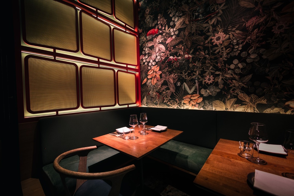 DiningRuhm | Restaurant Bar - 1040 Wien